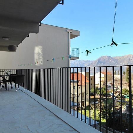 2Bd New Dobrota Apt With Bay Views Kotor Ngoại thất bức ảnh